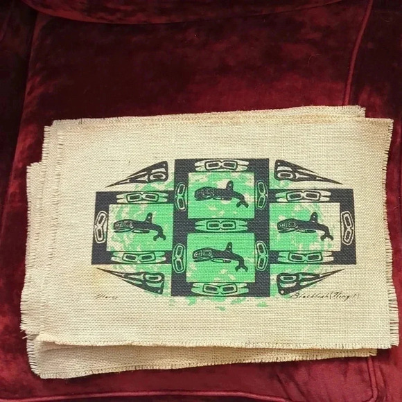 🔥Host Pick🚨4 Vintage  Placemats - Picture 4 of 9